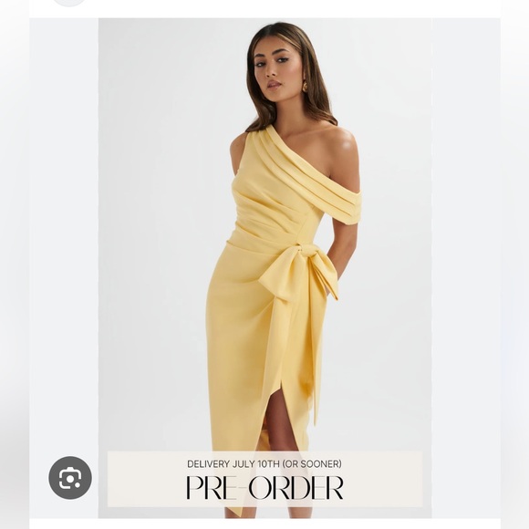 Lavish Alice fancy event dress. US2 - like Oh Polly - Picture 2 of 4